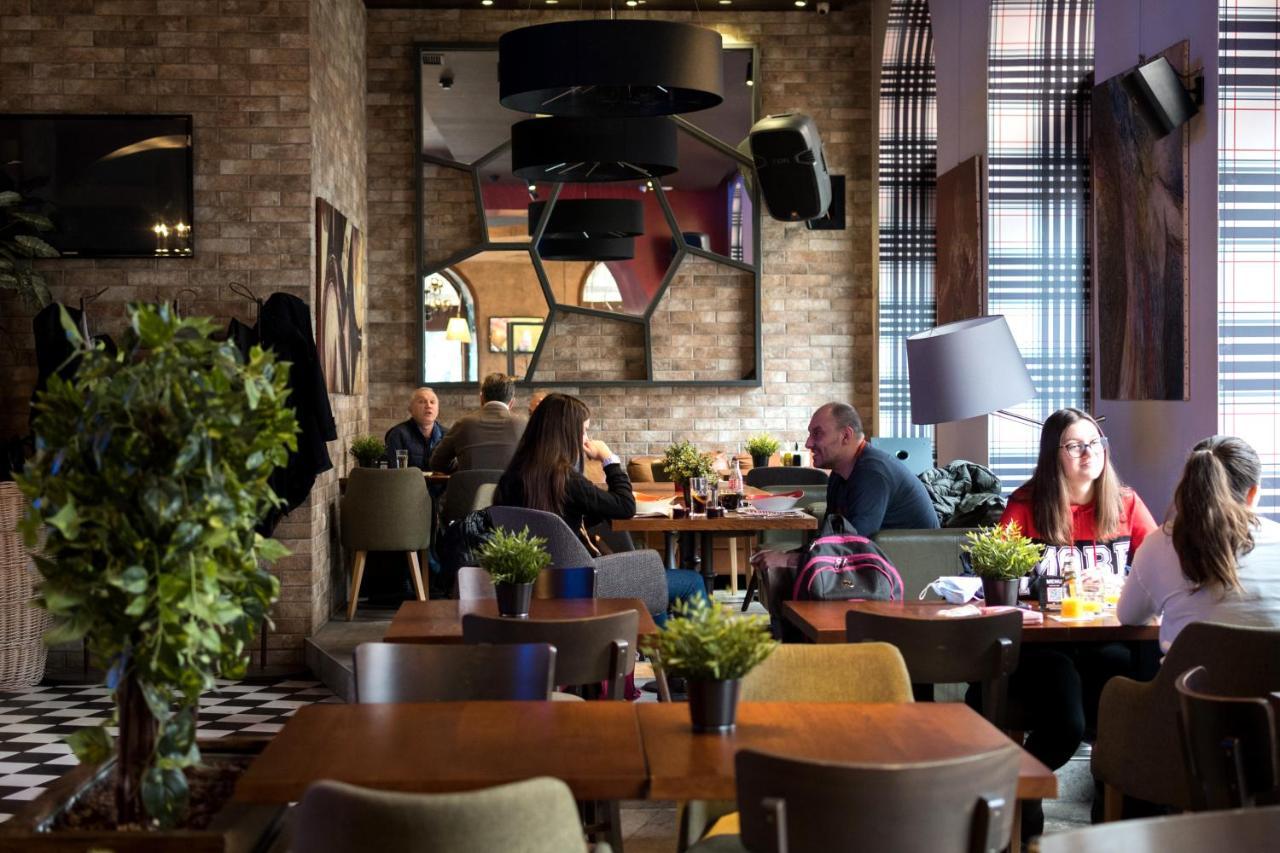 Hotel Grand Hedonist Pančevo 外观 照片