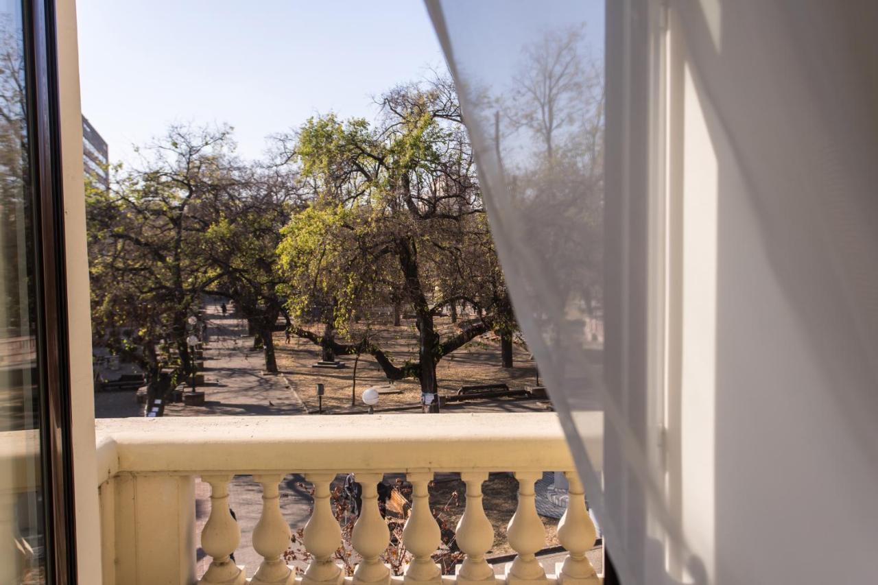 Hotel Grand Hedonist Pančevo 外观 照片