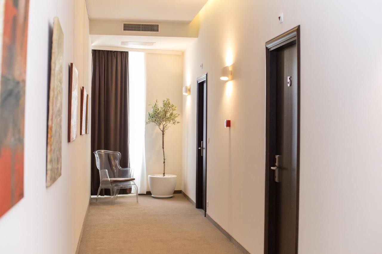 Hotel Grand Hedonist Pančevo 外观 照片