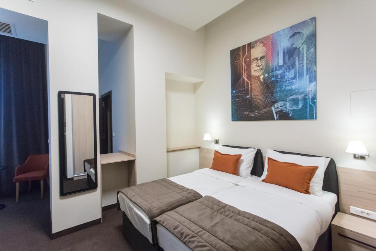 Hotel Grand Hedonist Pančevo 外观 照片